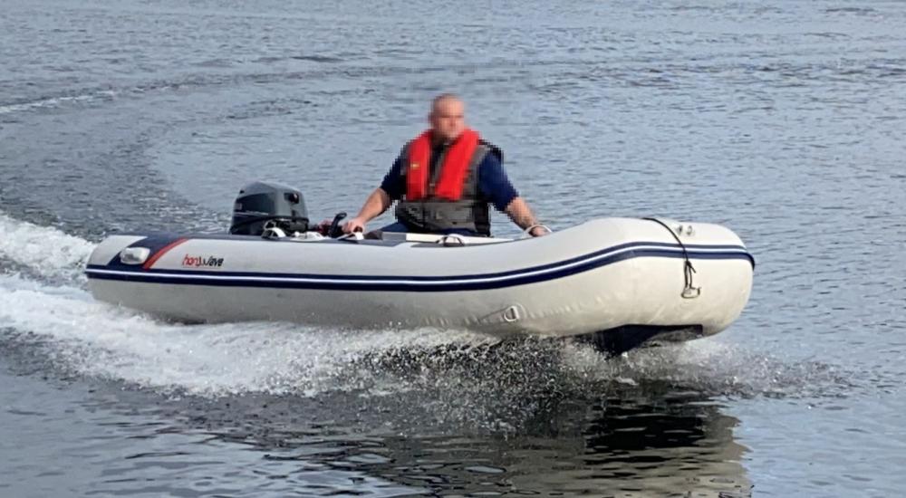 Honwave T40AE3 Alu-Boden Schlauchboot mit Yamaha F25GWHS Aussenbordmotor